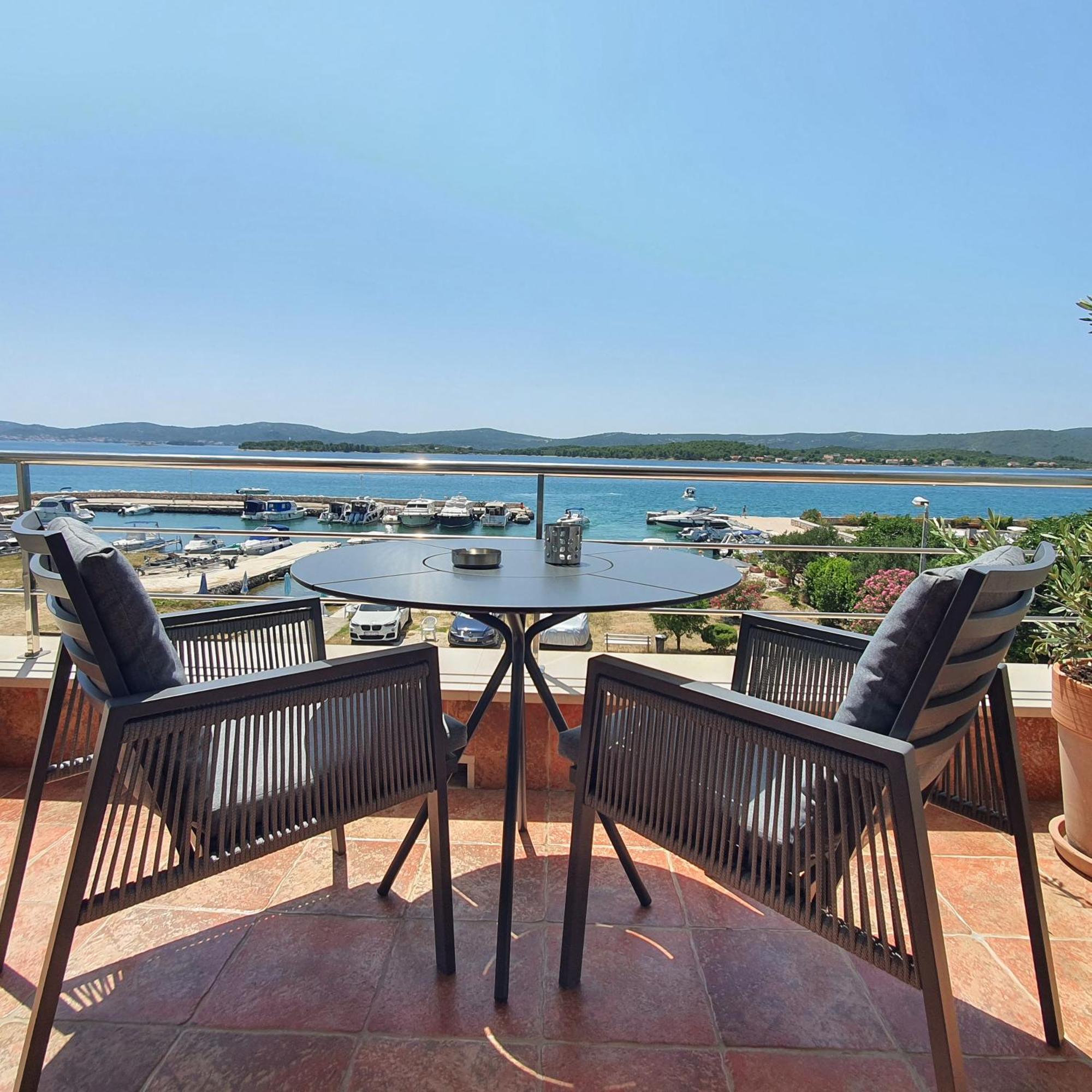 טוראני Apartments Villa Oliva מראה חיצוני תמונה